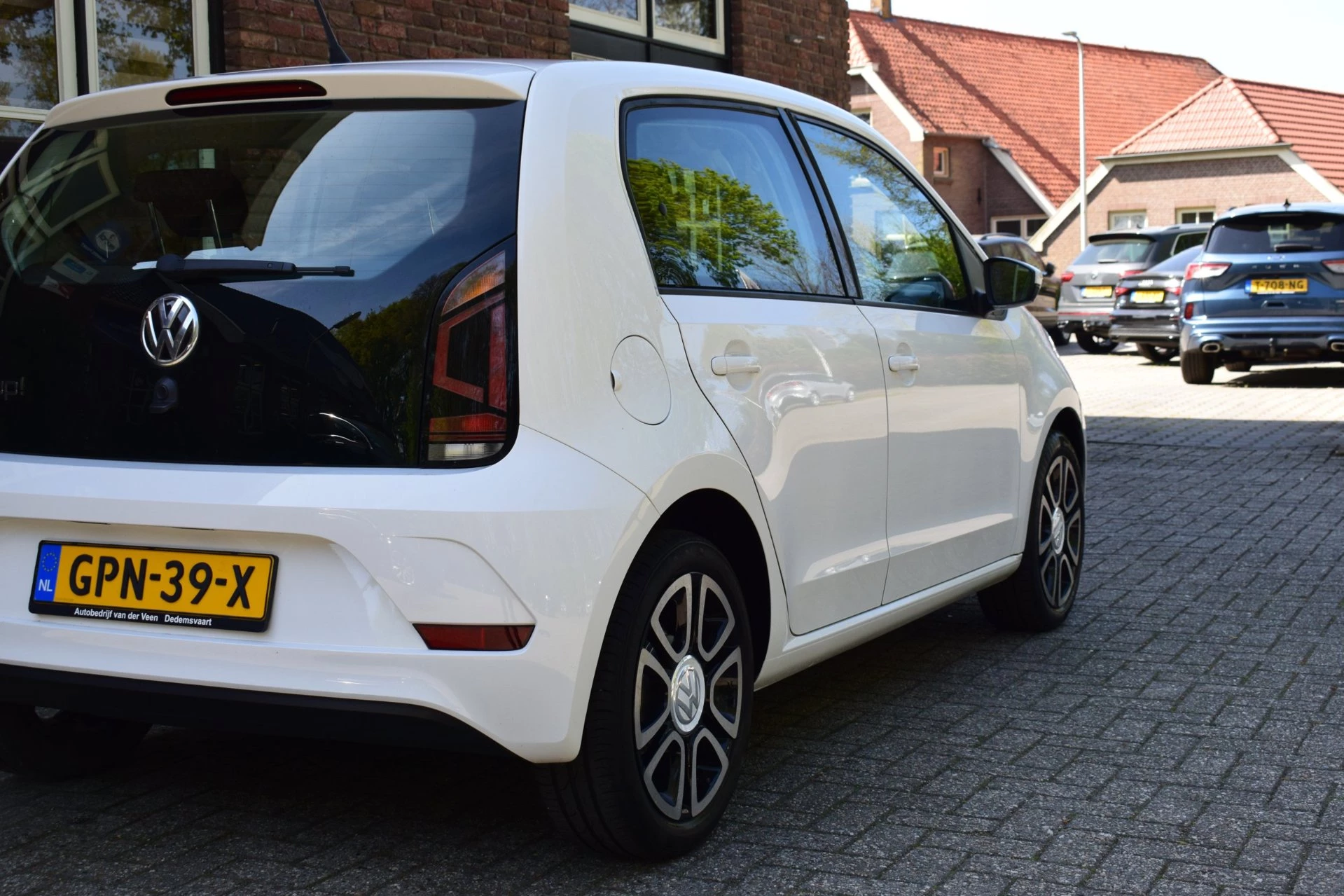 Hoofdafbeelding Volkswagen up!