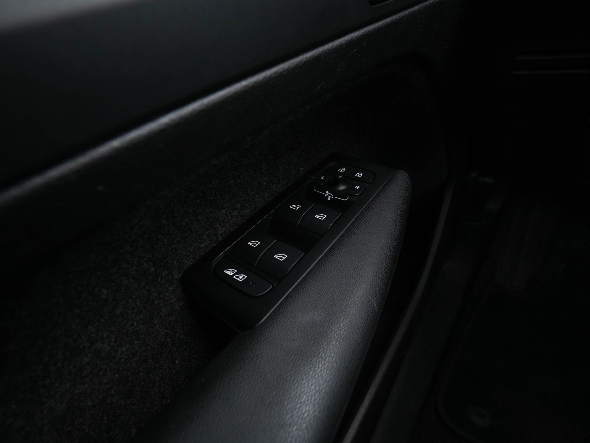 Hoofdafbeelding Volvo C40