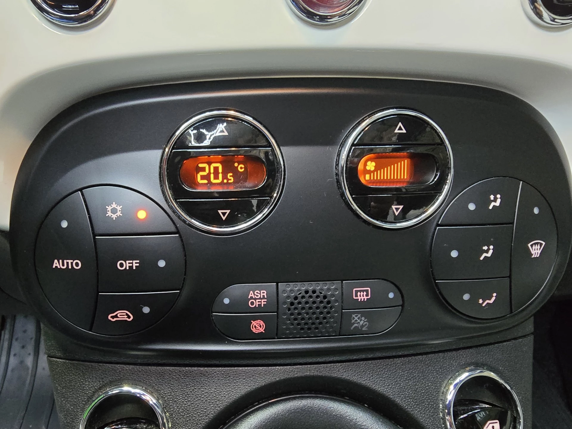 Hoofdafbeelding Fiat 500C