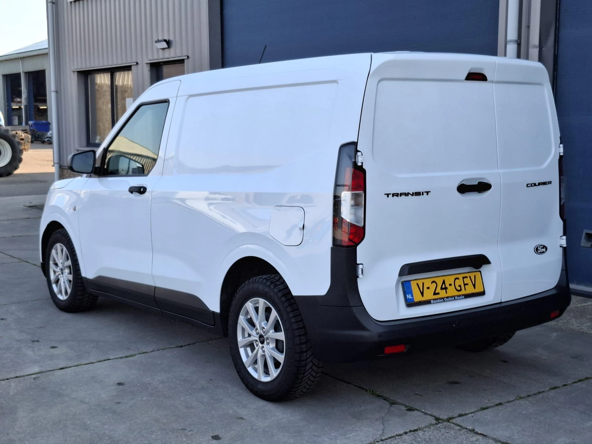 Hoofdafbeelding Ford Transit Courier
