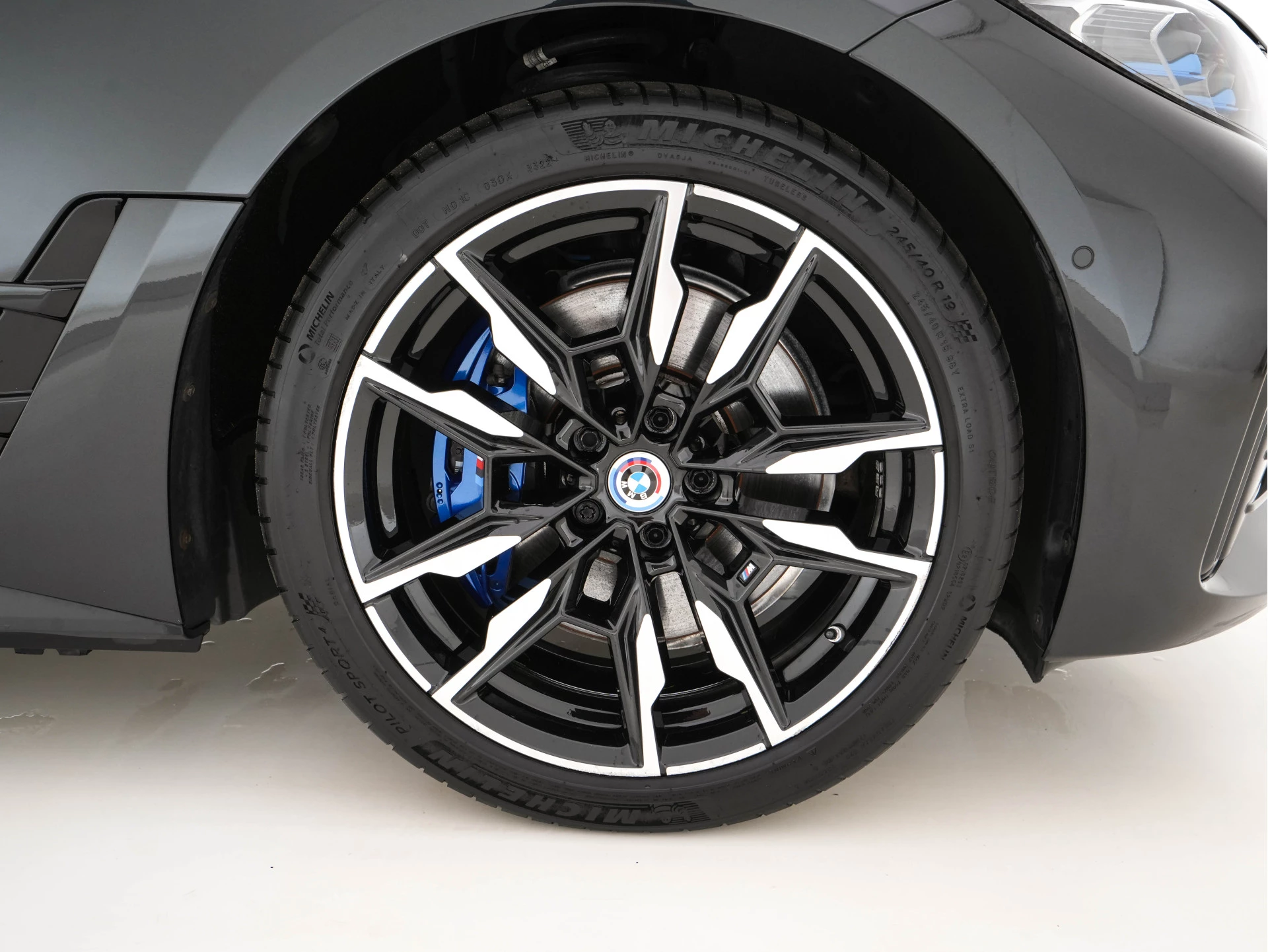 Hoofdafbeelding BMW i4