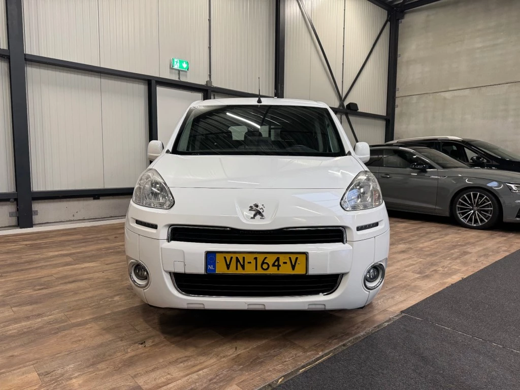 Hoofdafbeelding Peugeot Partner