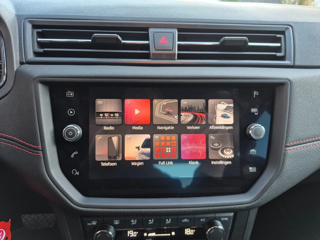 Hoofdafbeelding SEAT Arona