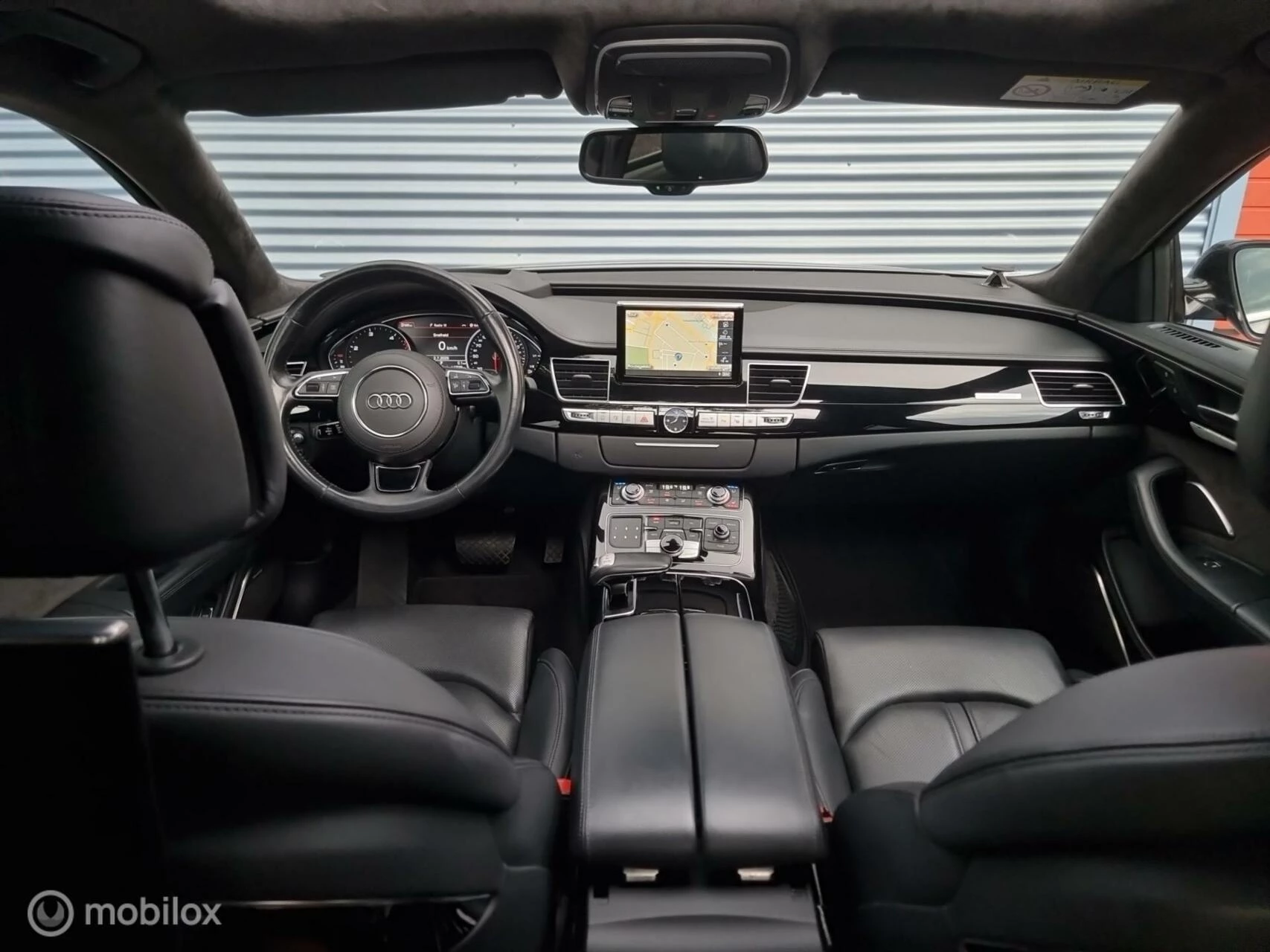 Hoofdafbeelding Audi A8
