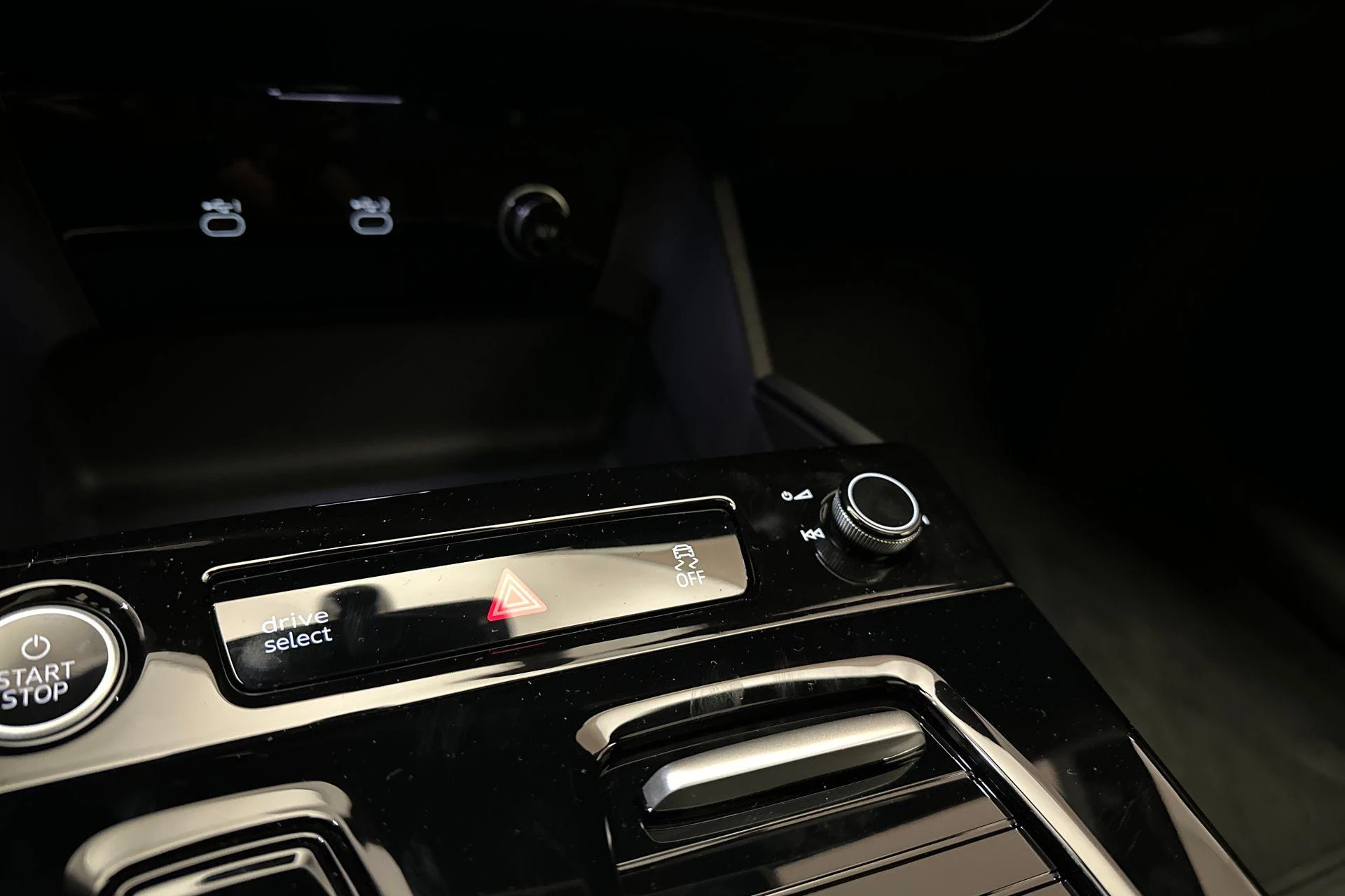 Hoofdafbeelding Audi A6 e-tron