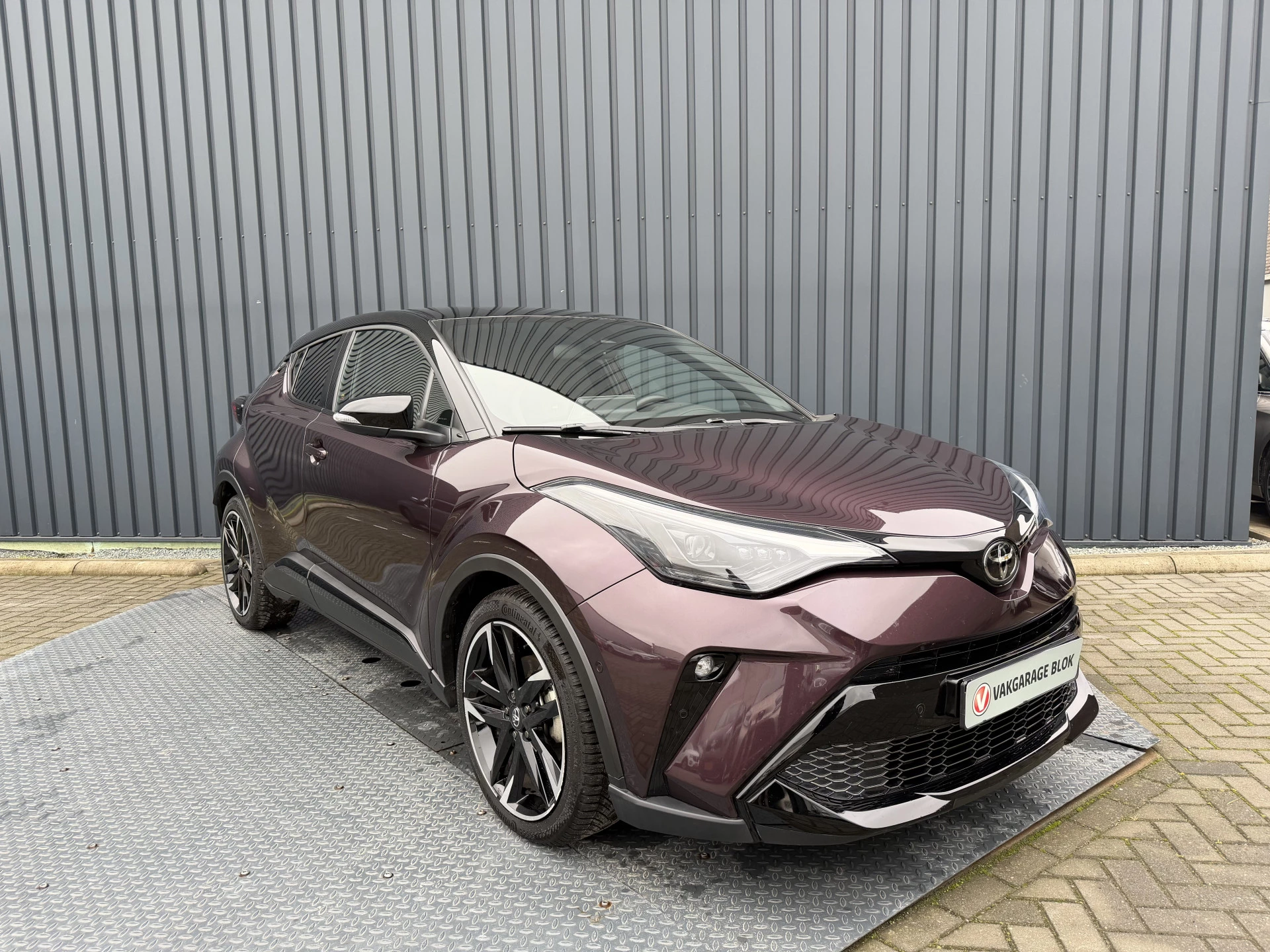 Hoofdafbeelding Toyota C-HR