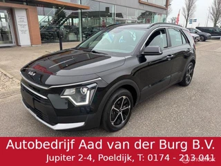 Hoofdafbeelding Kia Niro Kia Niro 1.6 GDi Hybrid DynamicLine  Navigatie & Camera achter , Parkeerhulp Achter,  Priveglas , Key Less entry , Led verlichting , Fabrieks garantie