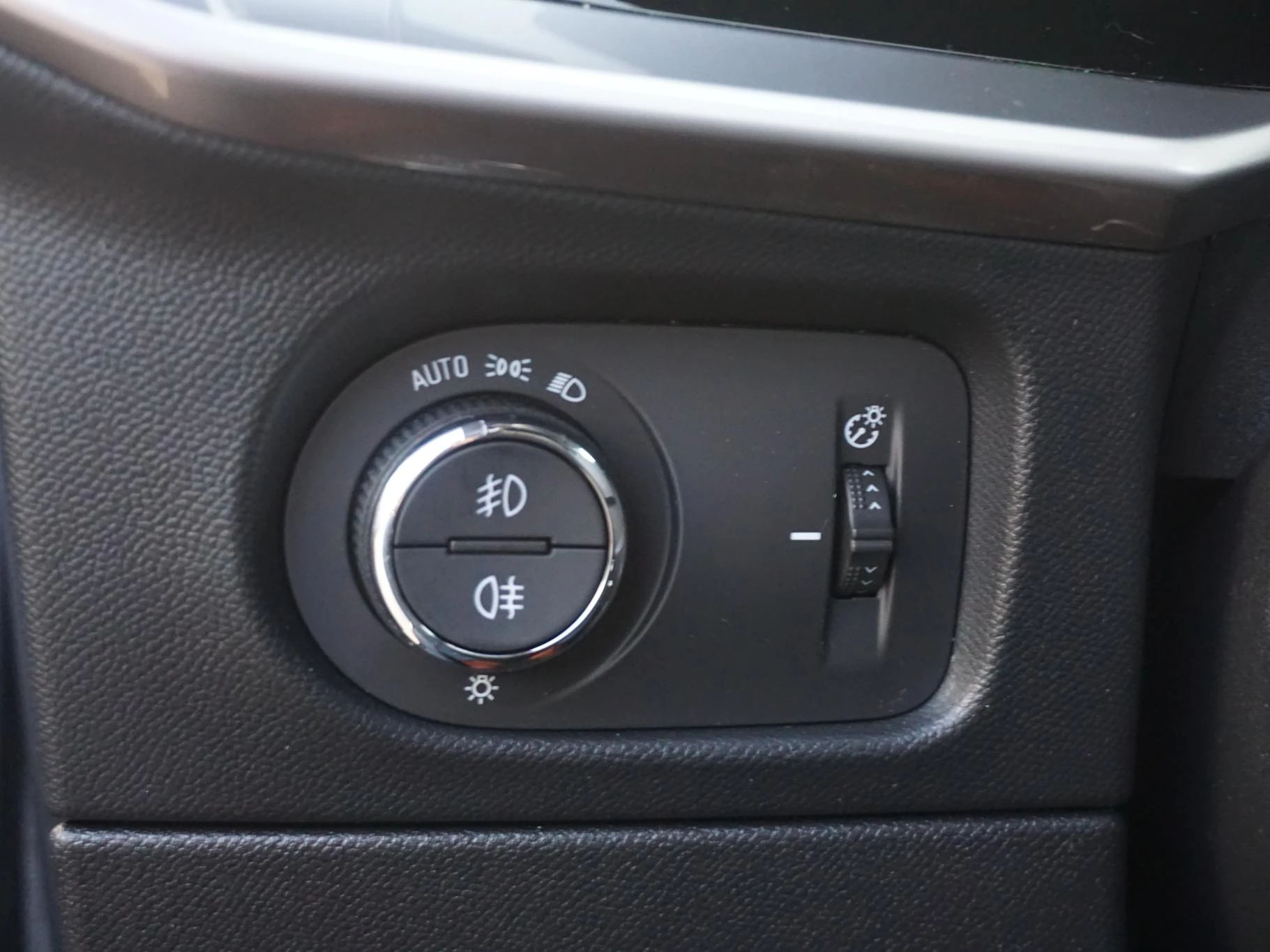 Hoofdafbeelding Opel Mokka-e