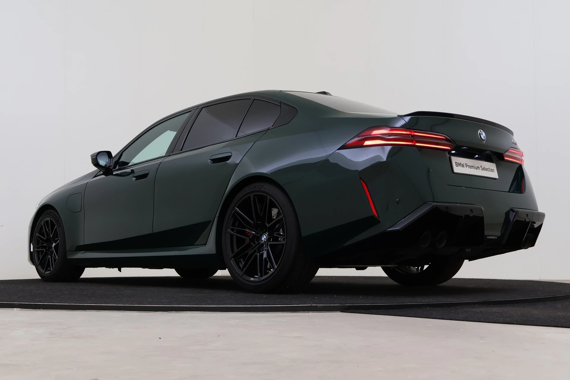 Hoofdafbeelding BMW M5