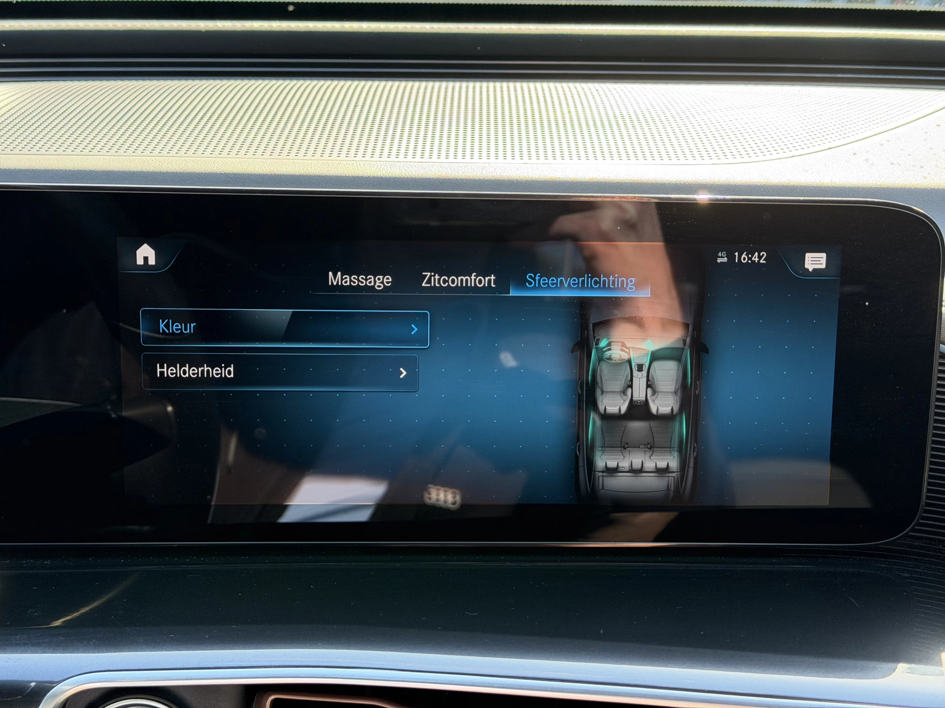 Hoofdafbeelding Mercedes-Benz EQC