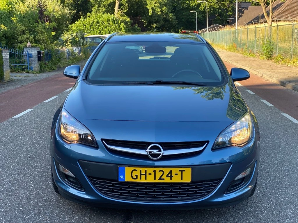 Hoofdafbeelding Opel Astra