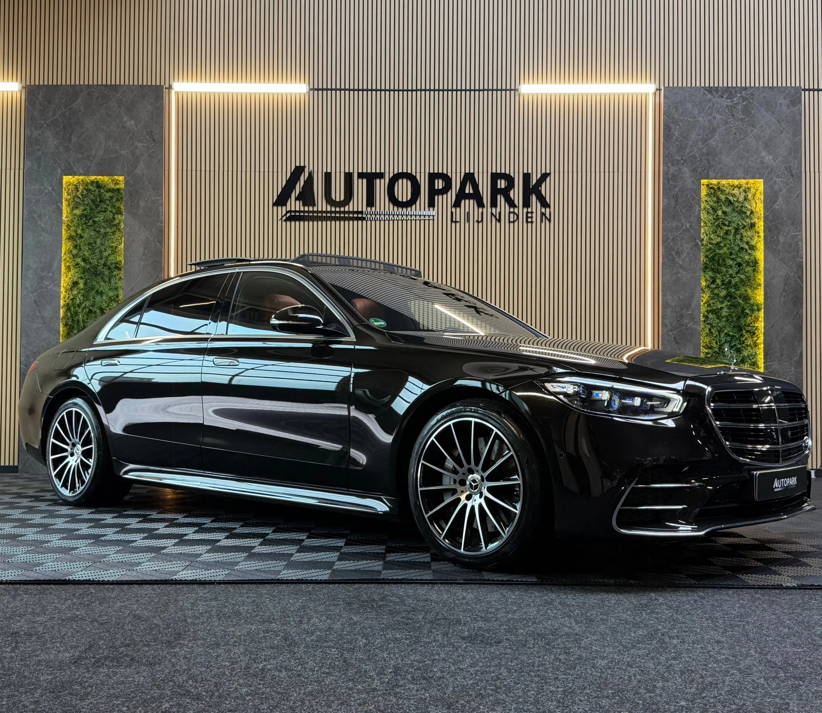 Hoofdafbeelding Mercedes-Benz S-Klasse