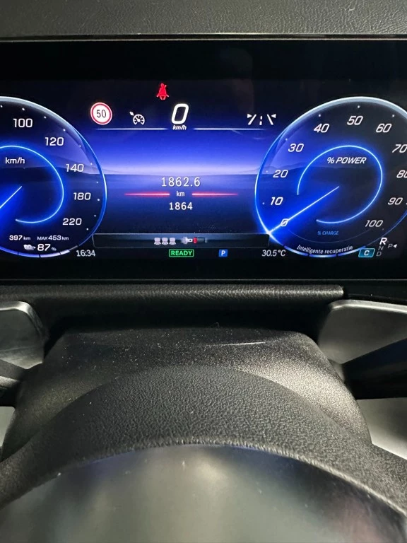 Hoofdafbeelding Mercedes-Benz EQB