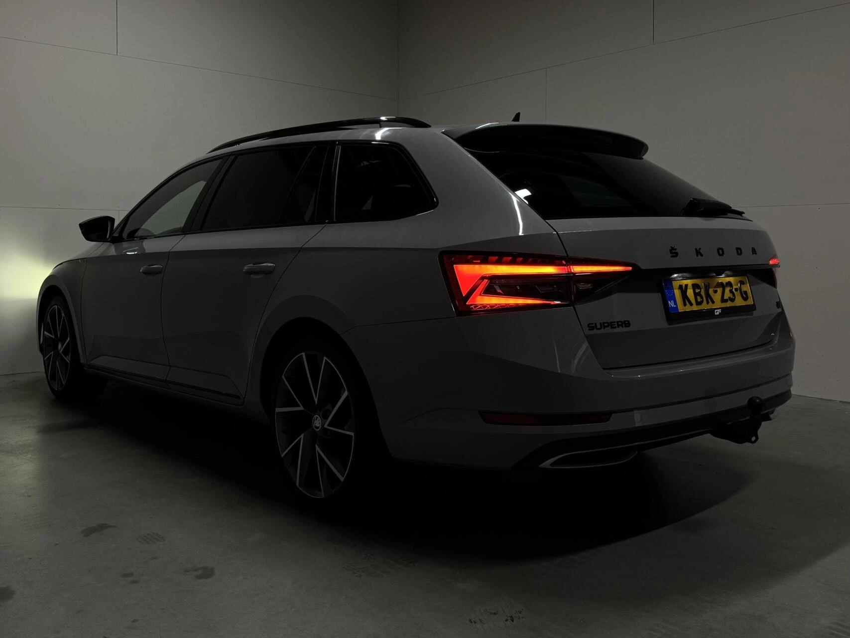 Hoofdafbeelding Škoda Superb