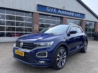 Volkswagen T-Roc 1.5 TSI SPORT R-LINE AUTOMAAT NAV COMPLEET.