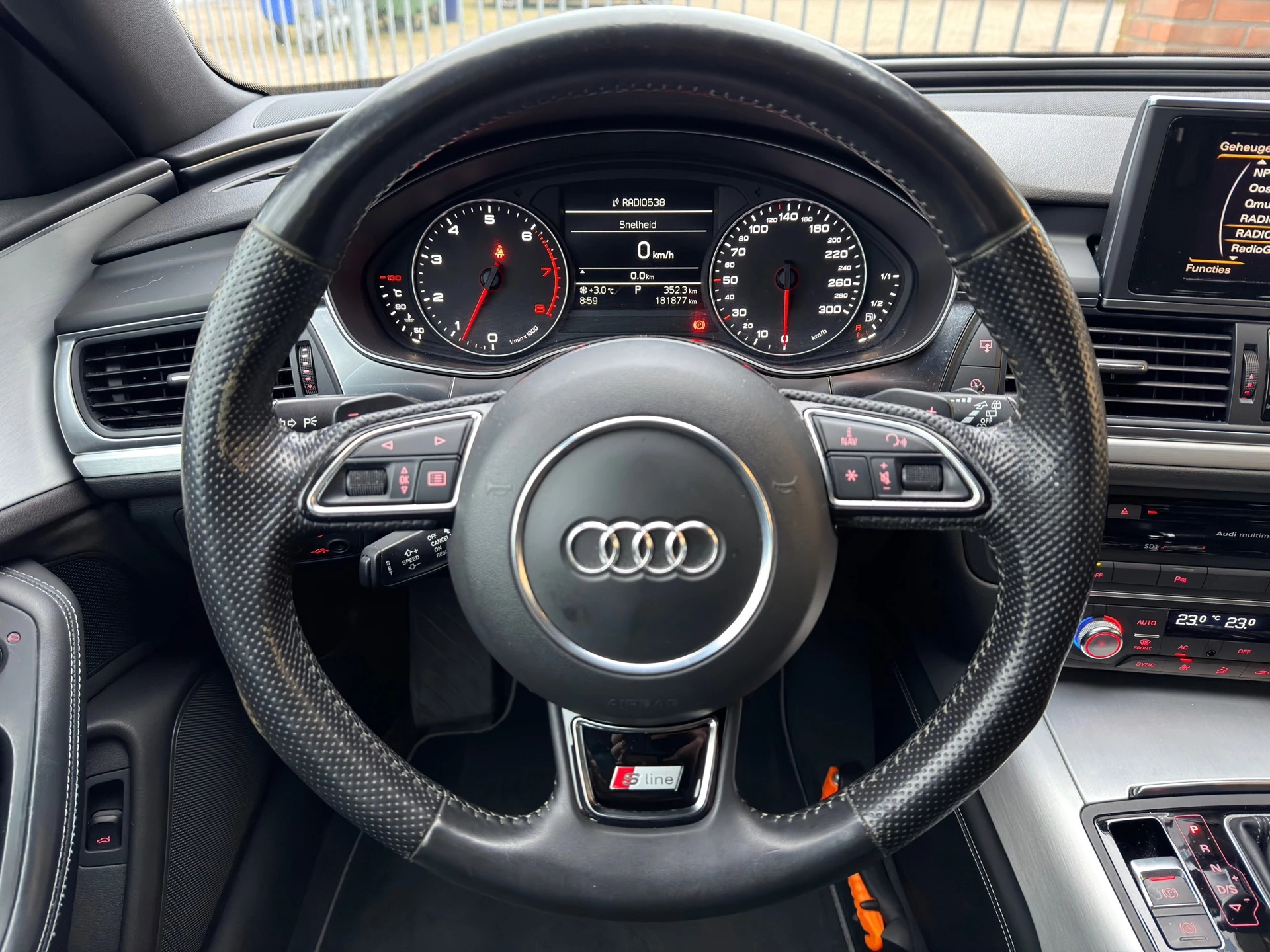 Hoofdafbeelding Audi A6