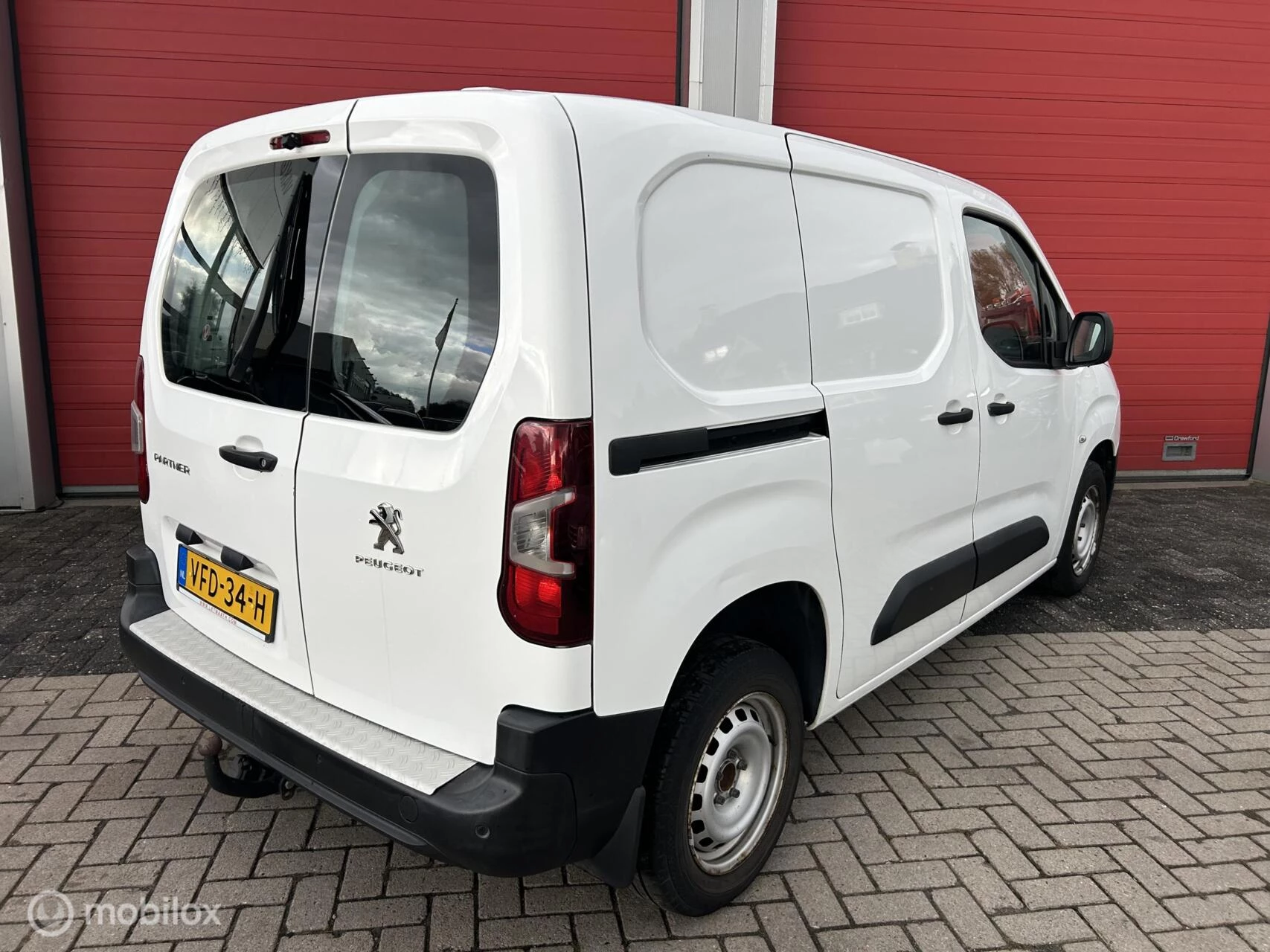 Hoofdafbeelding Peugeot Partner