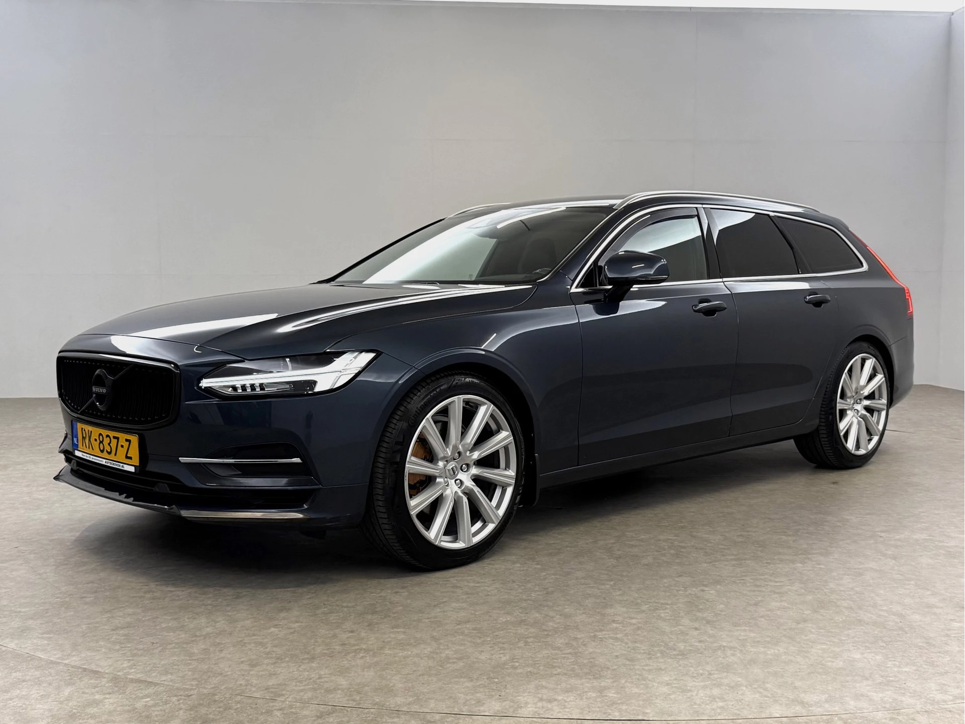 Hoofdafbeelding Volvo V90