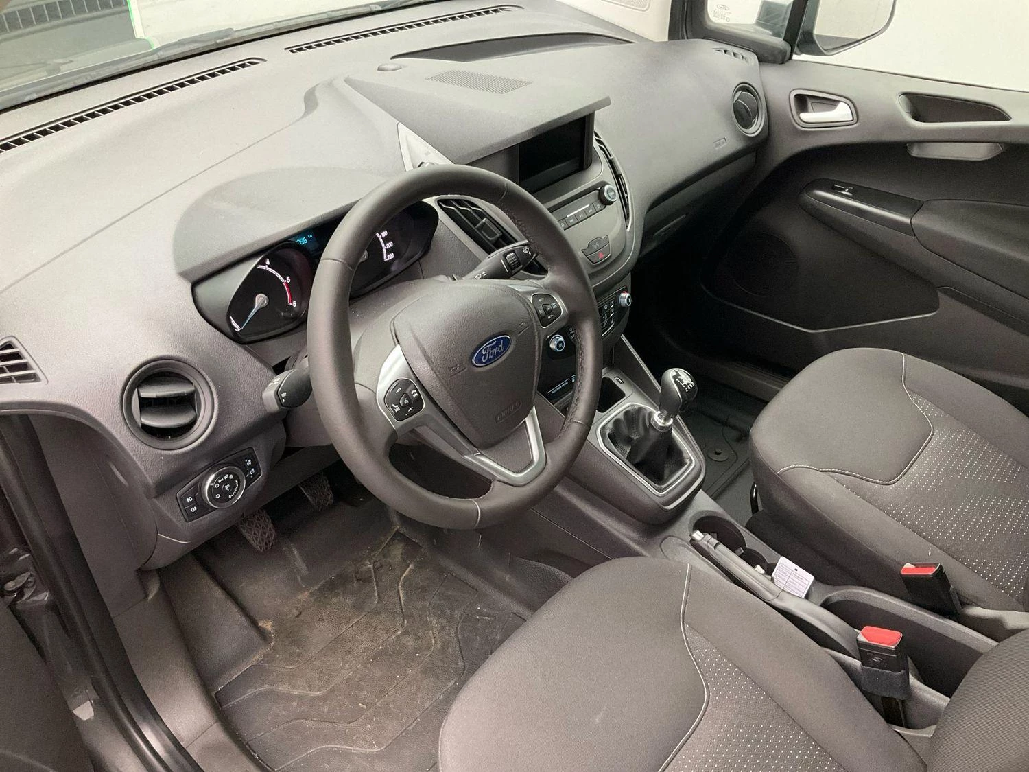 Hoofdafbeelding Ford Transit Courier