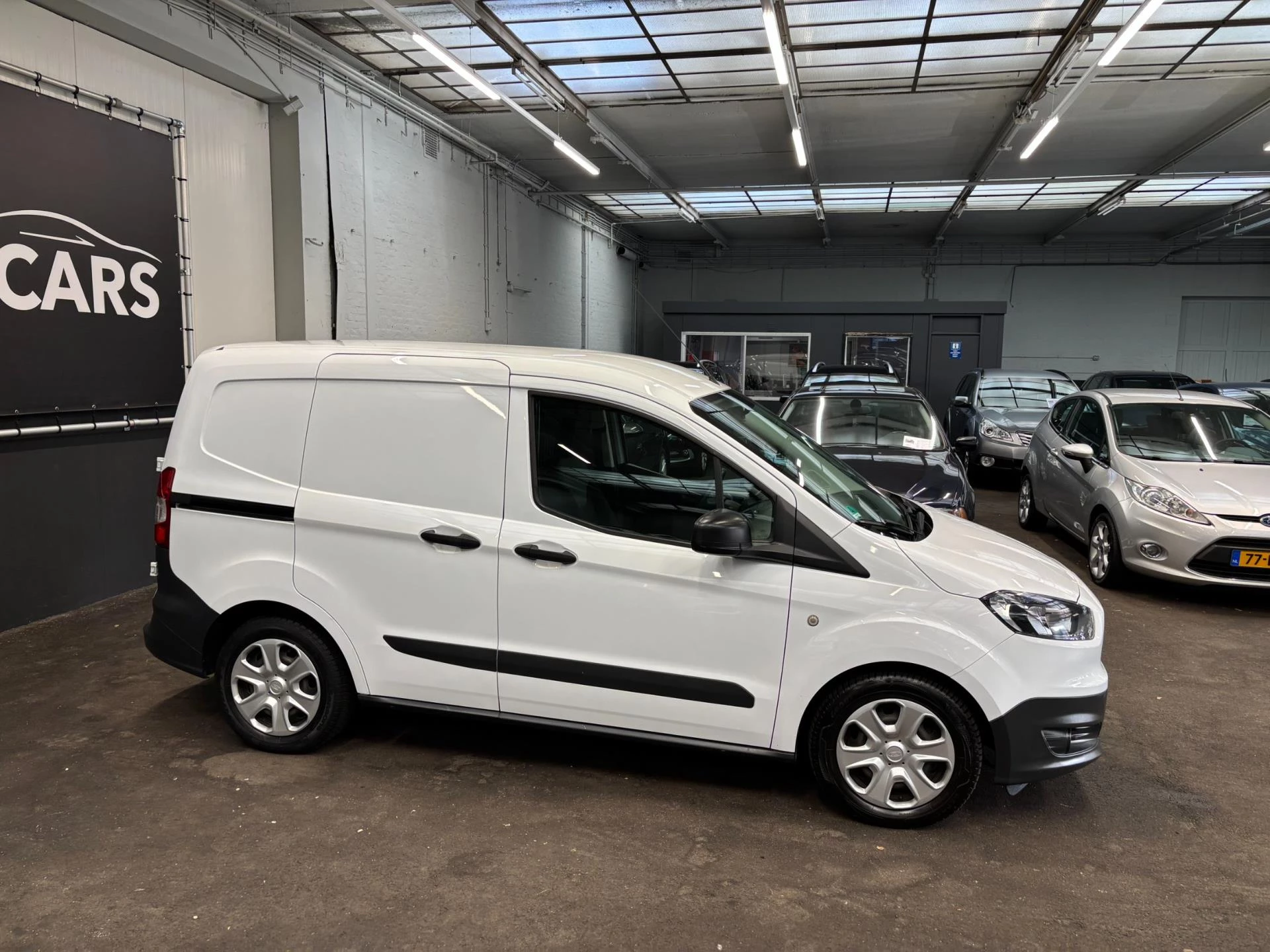 Hoofdafbeelding Ford Transit Courier