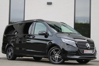 Hoofdafbeelding Mercedes-Benz V-Klasse Mercedes-Benz V-Klasse 300d / DC / AMG / Panorama / bj 2025 / 2x Elec Schuifd / 360 Cam / Burmester / Vol Opties / NIEUWSTAAT