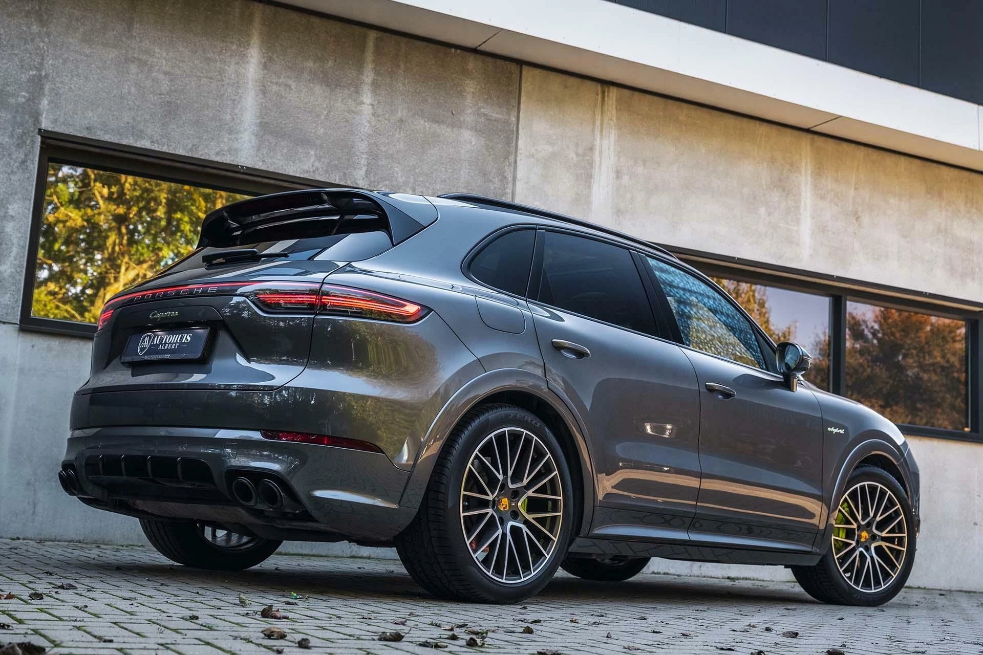 Hoofdafbeelding Porsche Cayenne