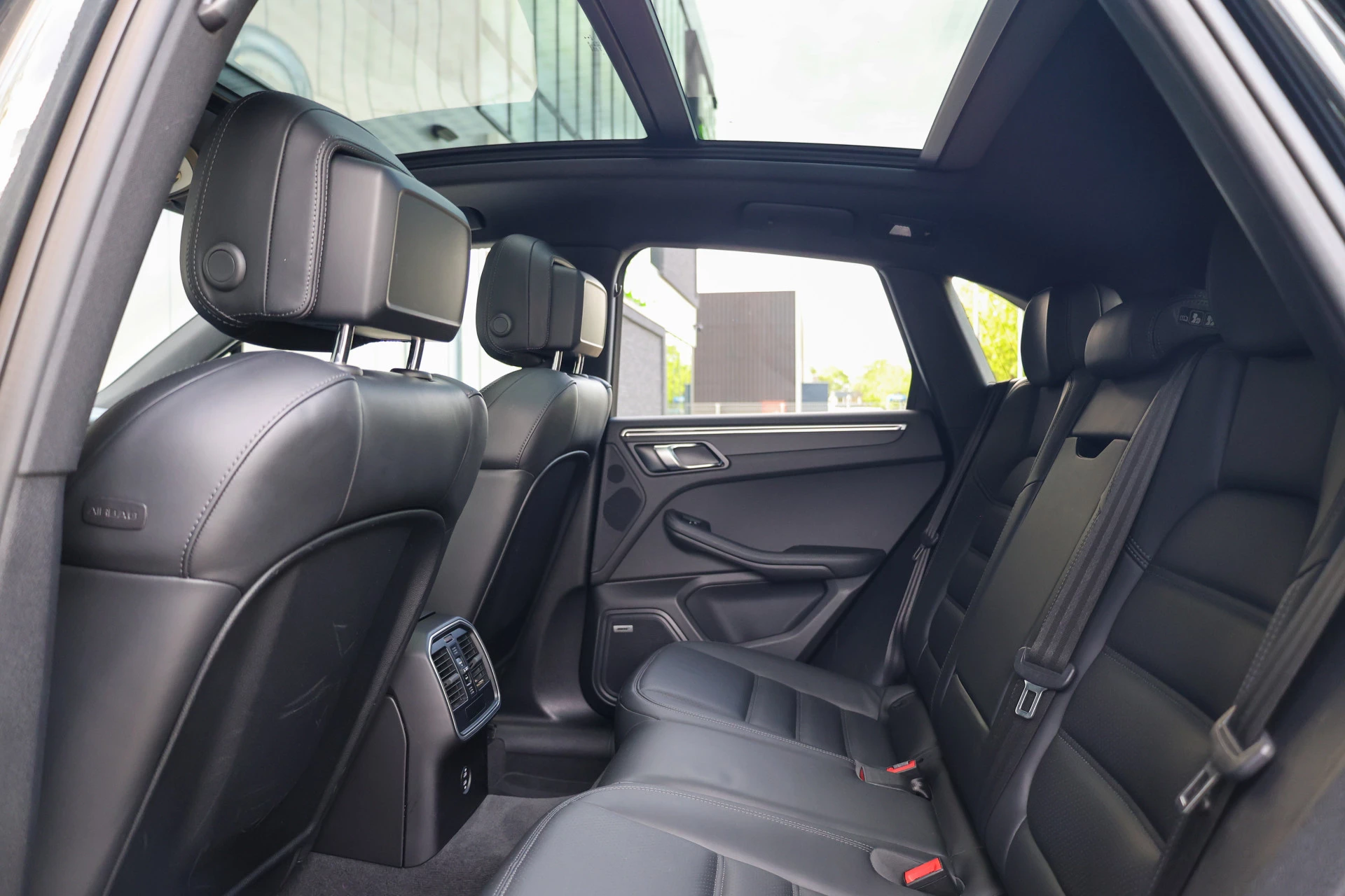 Hoofdafbeelding Porsche Macan