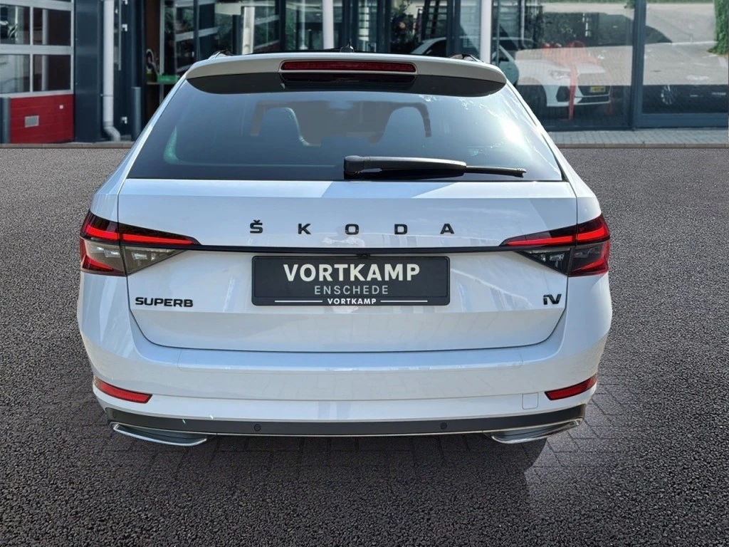 Hoofdafbeelding Škoda Superb