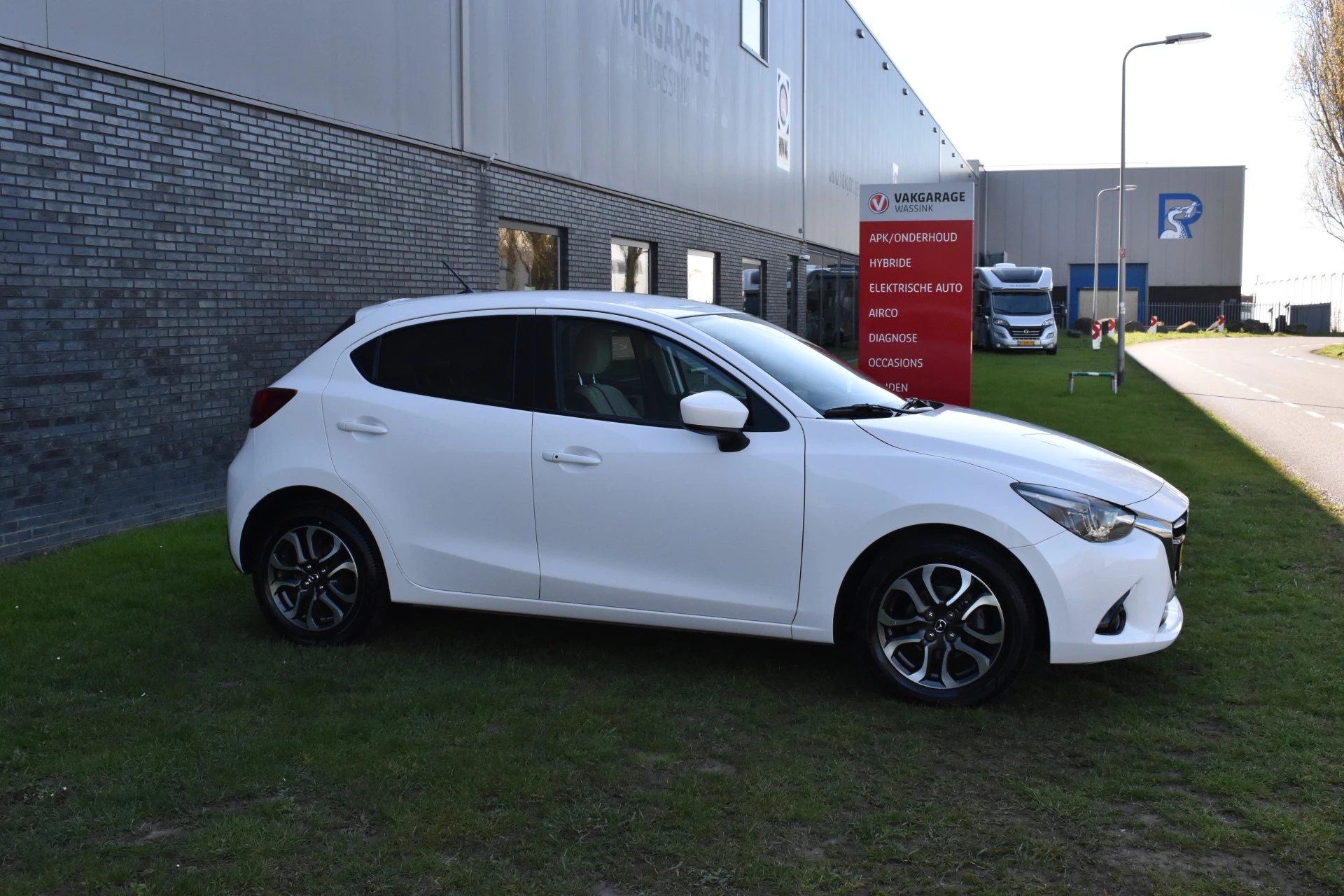 Hoofdafbeelding Mazda 2