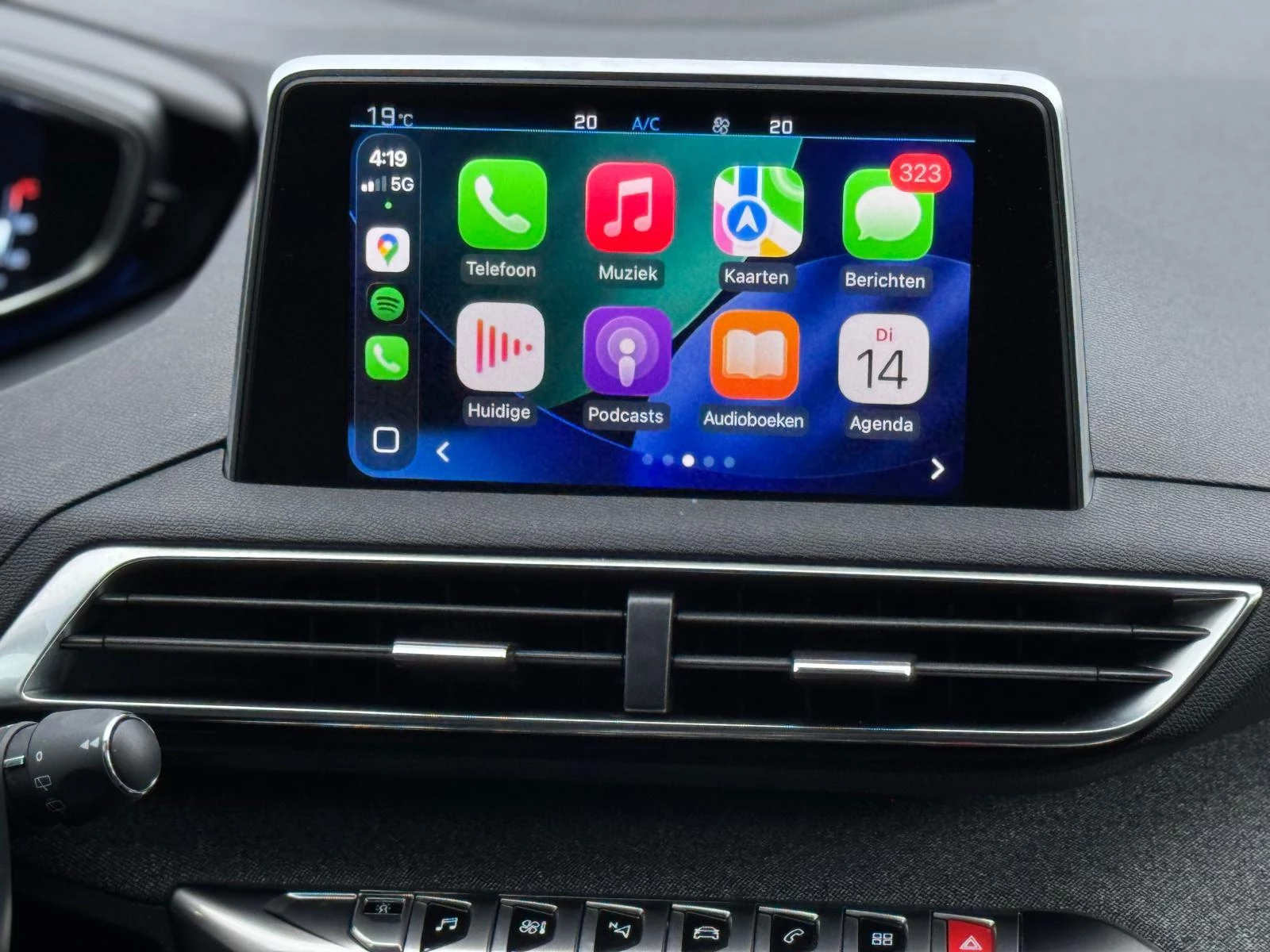 Hoofdafbeelding Peugeot 5008