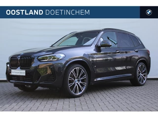 Hoofdafbeelding BMW X3 BMW X3 xDrive30e M Sport Automaat / Panoramadak / Trekhaak / Sportstoelen / Laserlight / Active Cruise Control / Parking Assistant Plus / Comfort Access