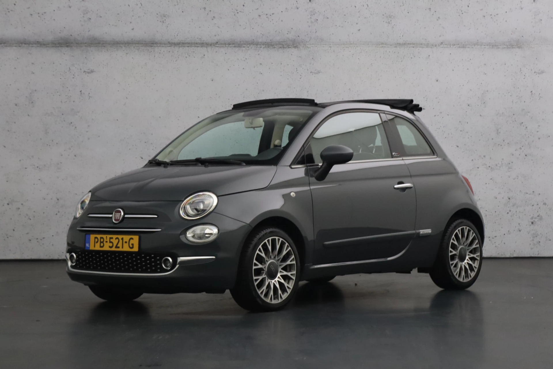 Hoofdafbeelding Fiat 500C