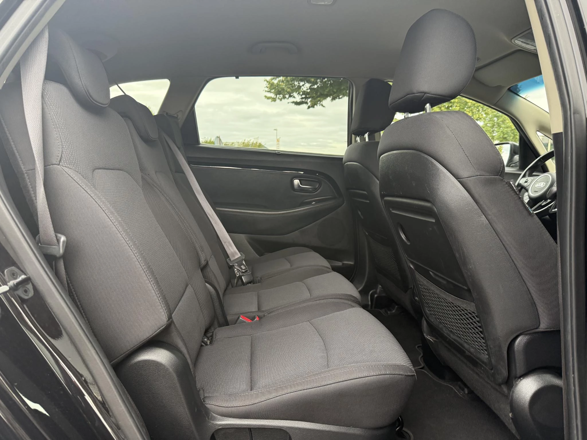 Hoofdafbeelding Kia Carens