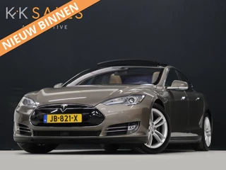 Hoofdafbeelding Tesla Model S Tesla Model S 85D Base [SCHUIFKANTELDAK, AUTOPILOT, ELEKTRISCH VERSTELBARE STOELEN, CAMERA, ADAPTIVE CRUISE, STOELVERWARMING, VOL LEDER, BLUETOOTH, CLIMATE, NIEUWSTAAT]