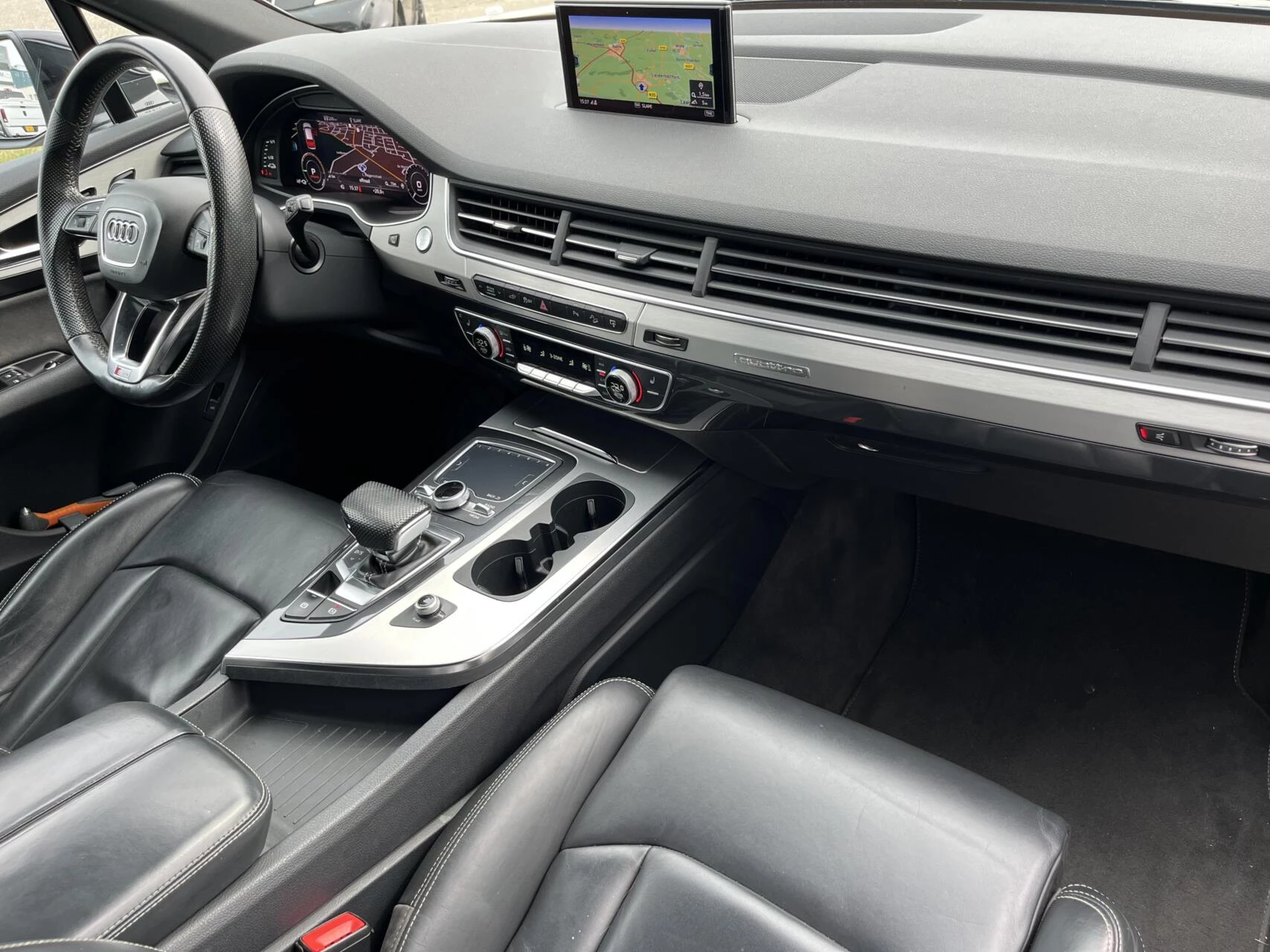 Hoofdafbeelding Audi Q7