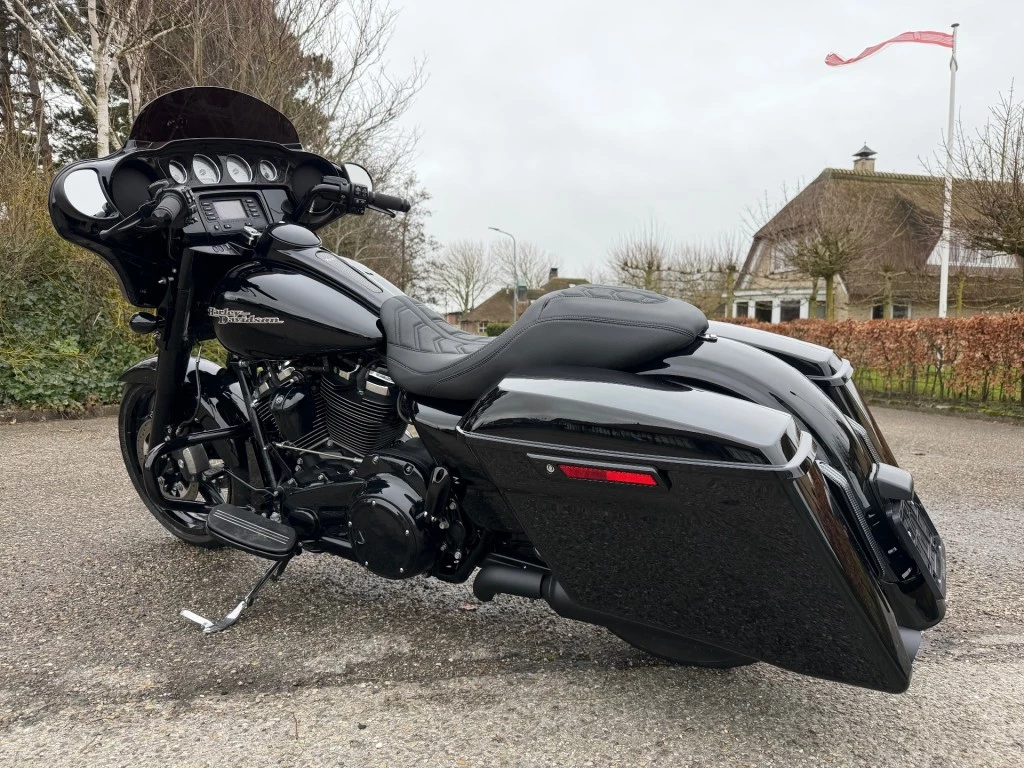 Hoofdafbeelding Harley-Davidson Street Glide
