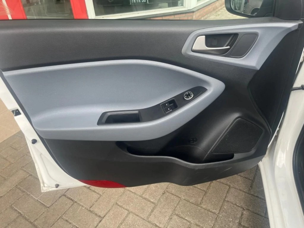 Hoofdafbeelding Hyundai i20