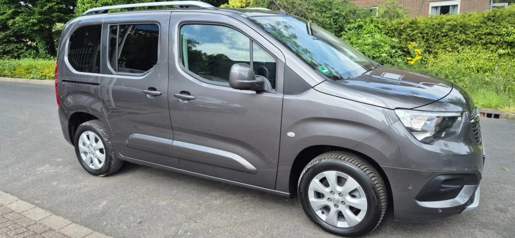 Hoofdafbeelding Opel Combo