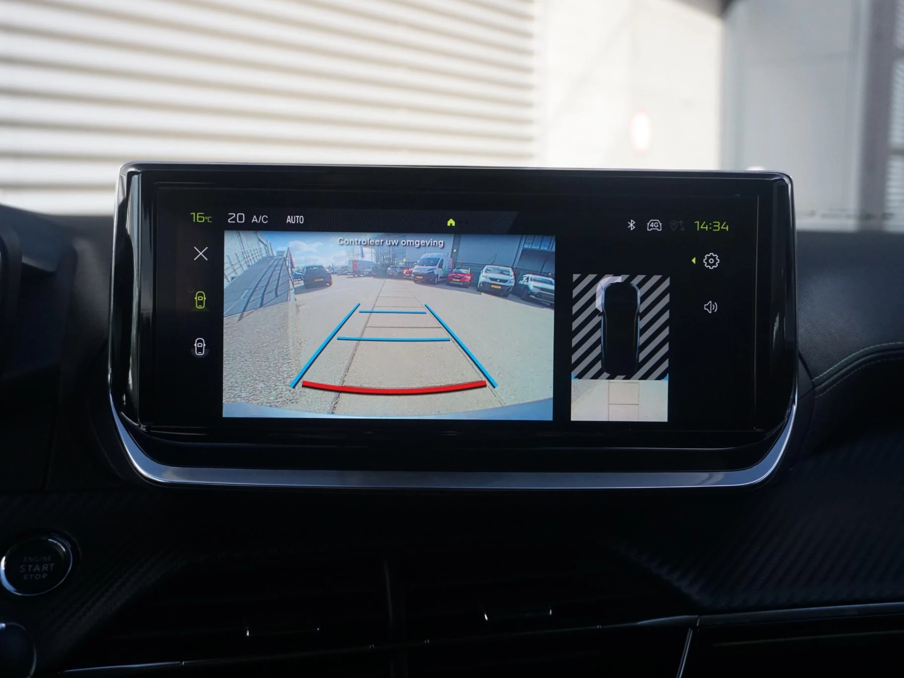 Hoofdafbeelding Peugeot e-2008