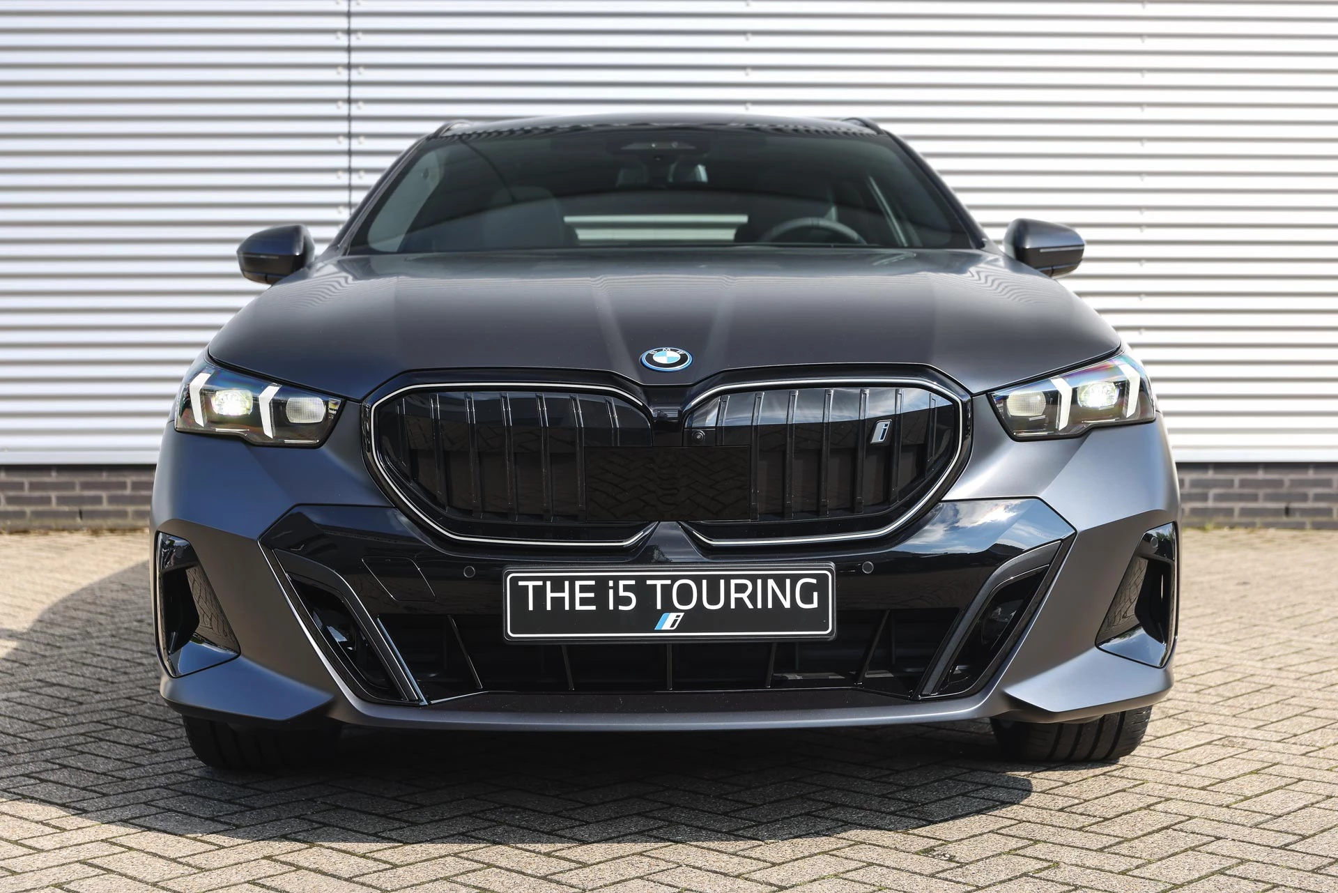 Hoofdafbeelding BMW i5