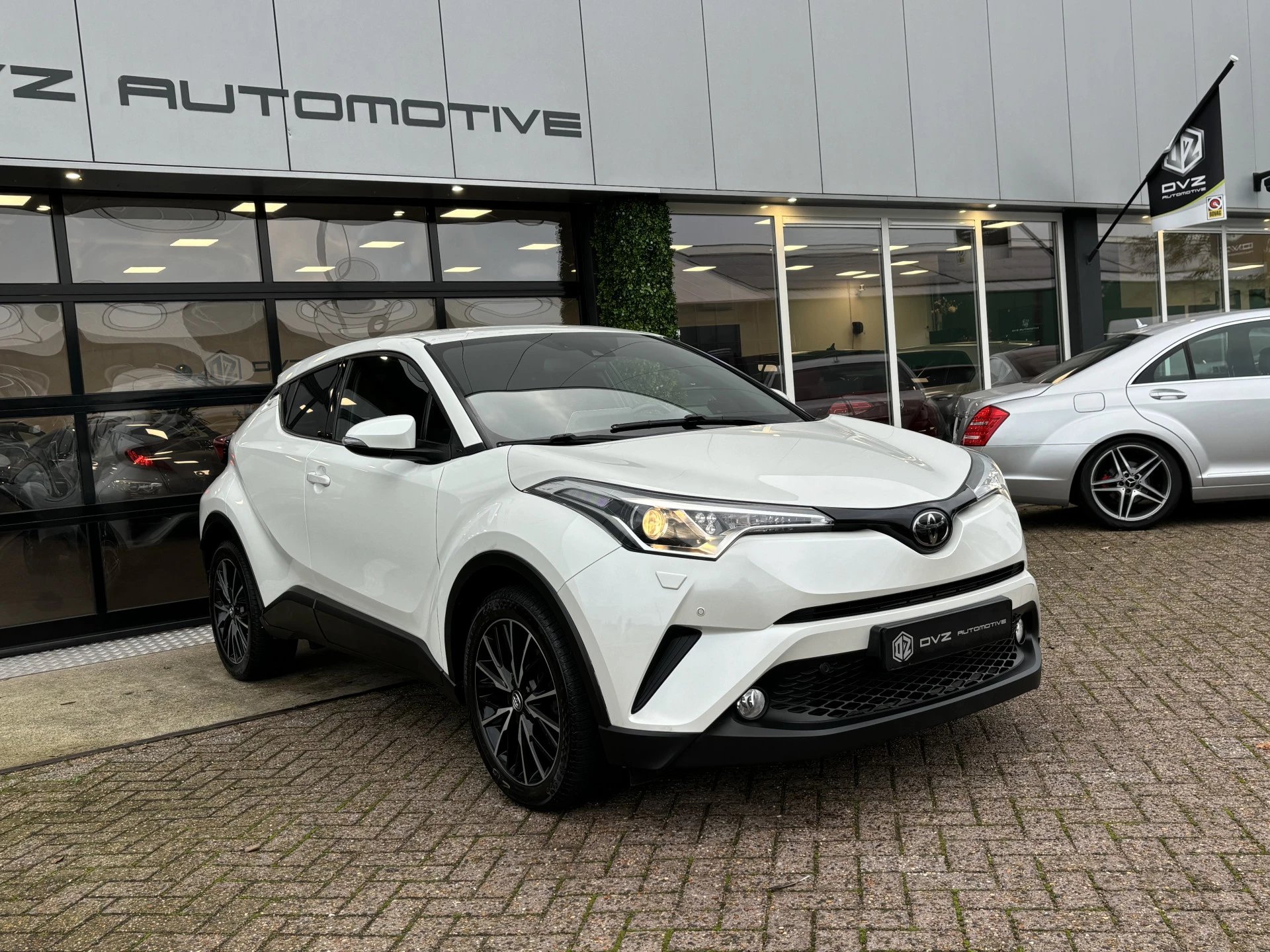 Hoofdafbeelding Toyota C-HR