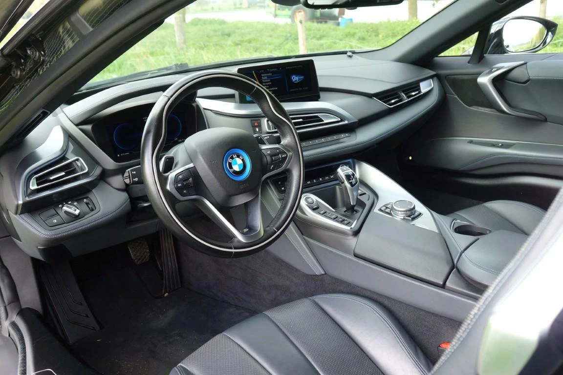 Hoofdafbeelding BMW i8