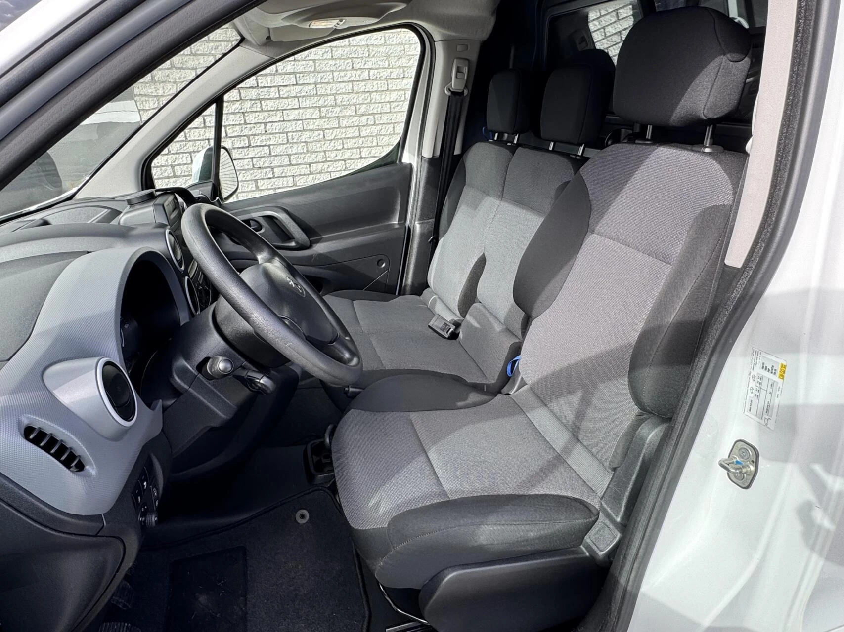 Hoofdafbeelding Peugeot Partner