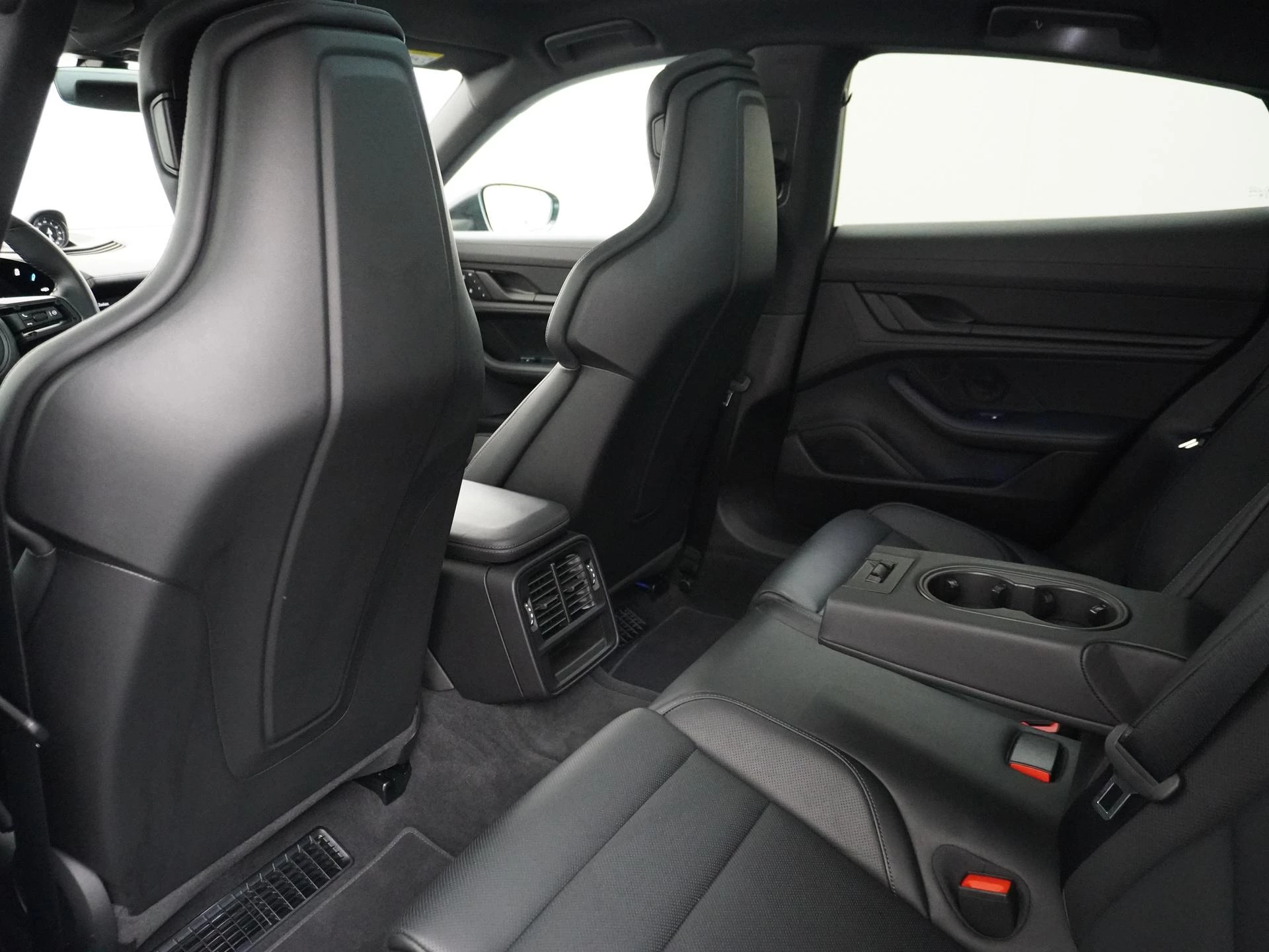 Hoofdafbeelding Porsche Taycan