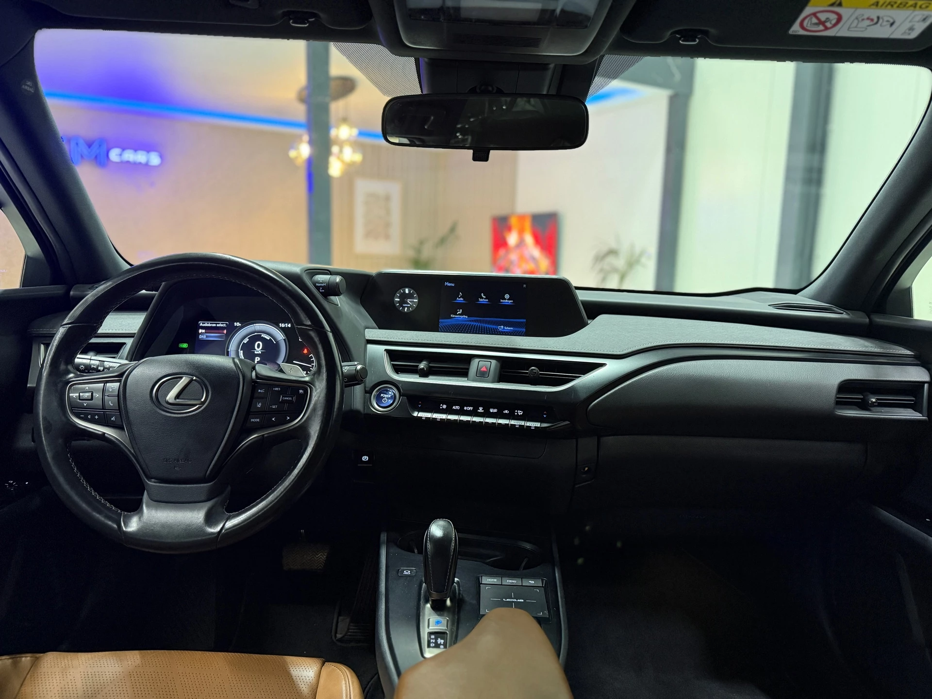 Hoofdafbeelding Lexus UX