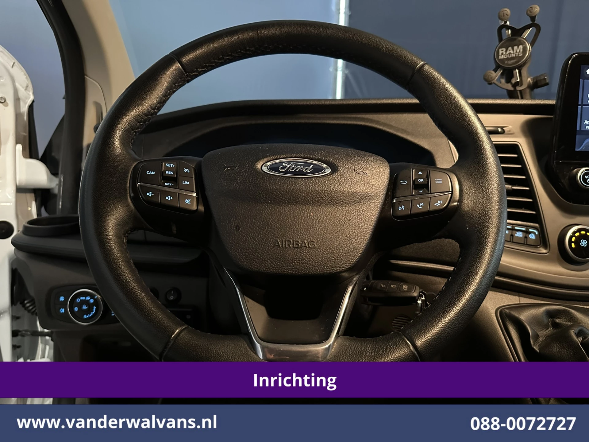 Hoofdafbeelding Ford Transit Custom
