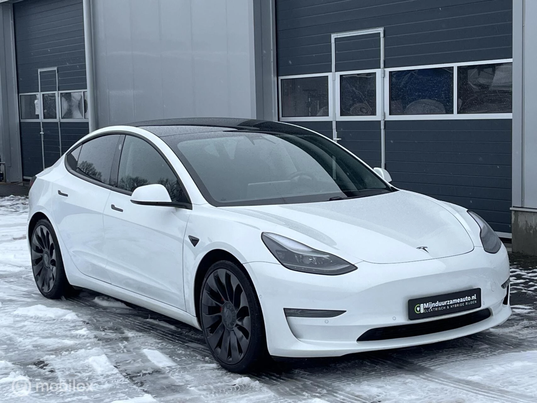 Hoofdafbeelding Tesla Model 3