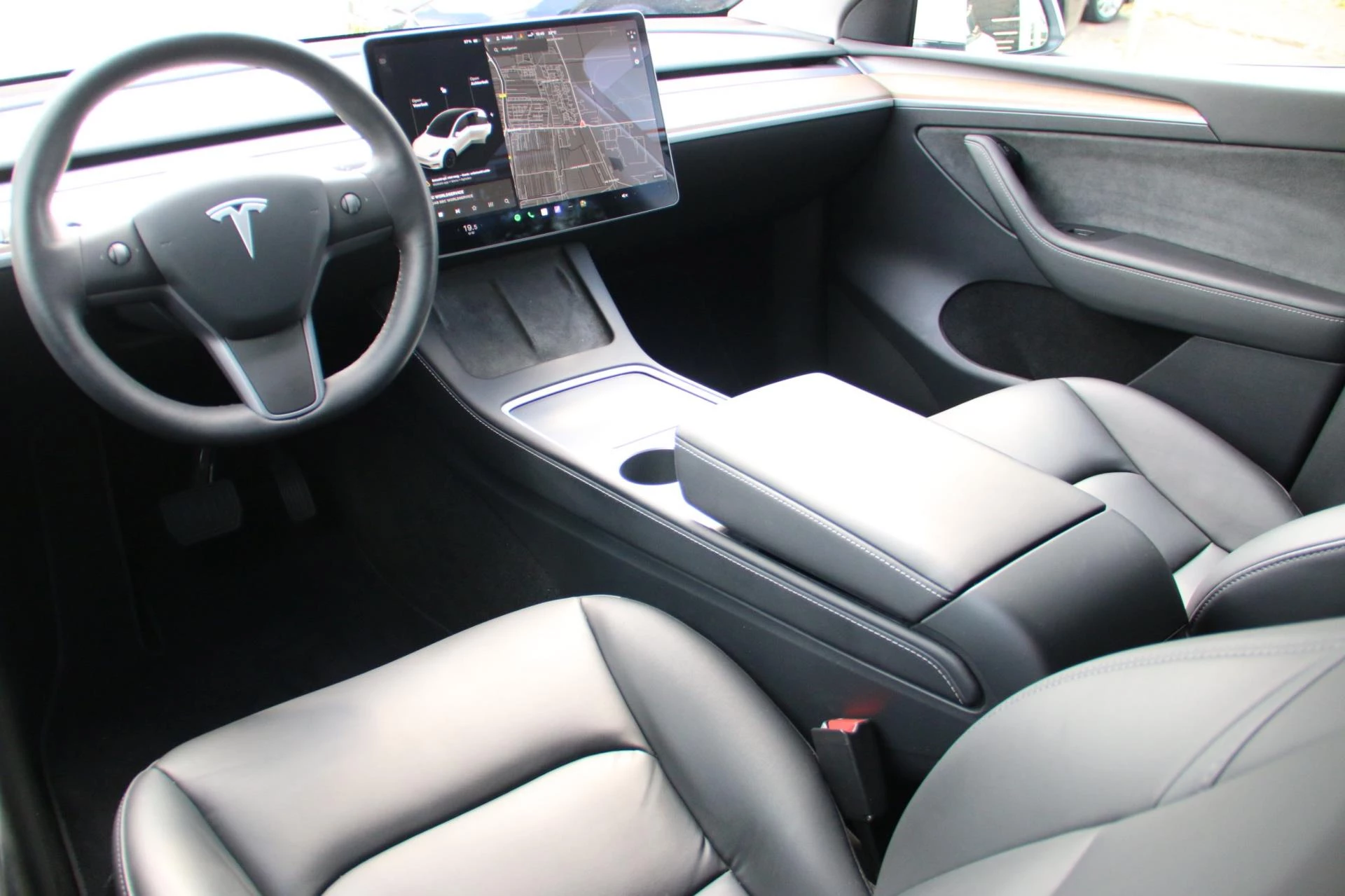 Hoofdafbeelding Tesla Model Y