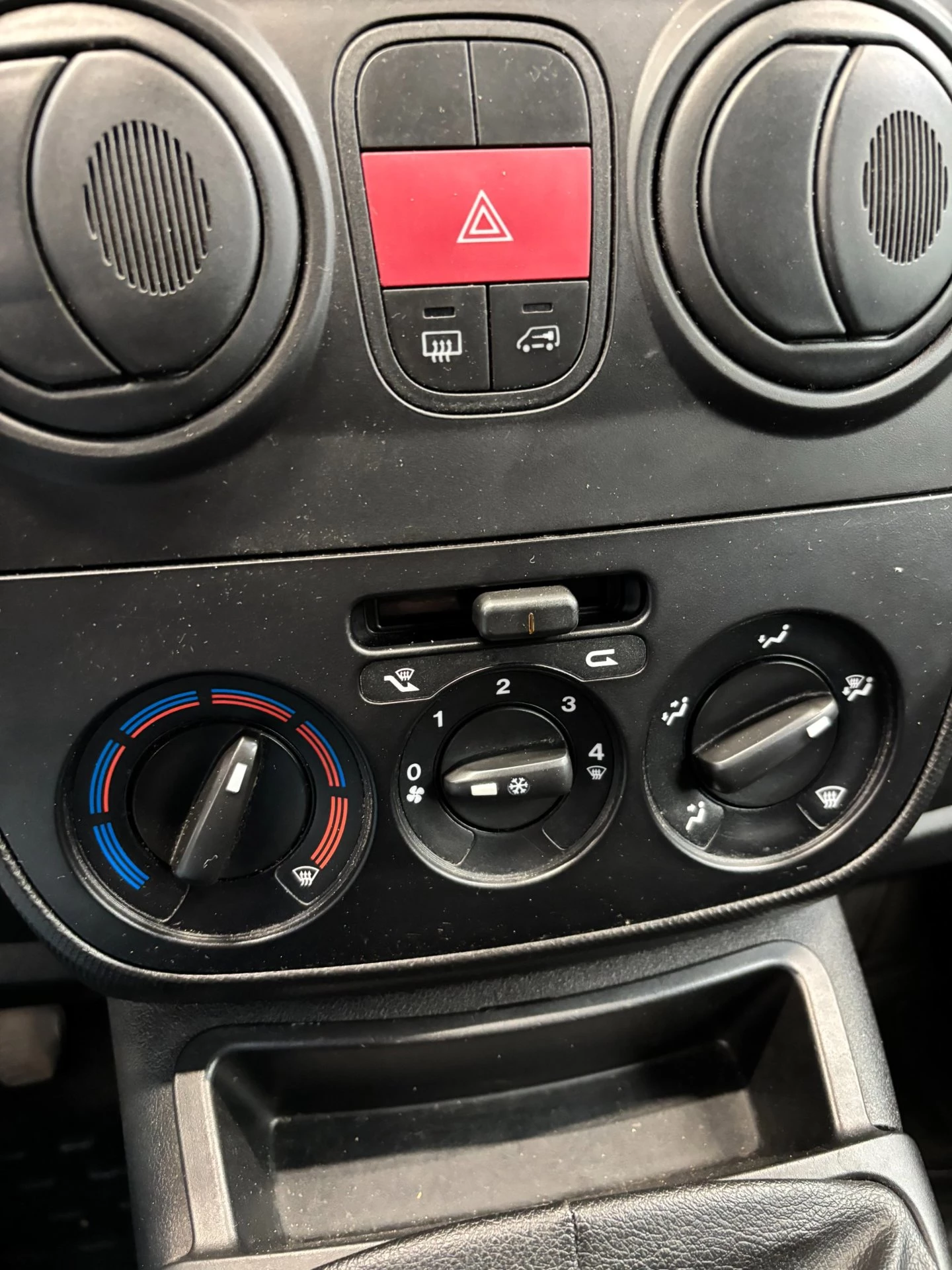 Hoofdafbeelding Peugeot Bipper