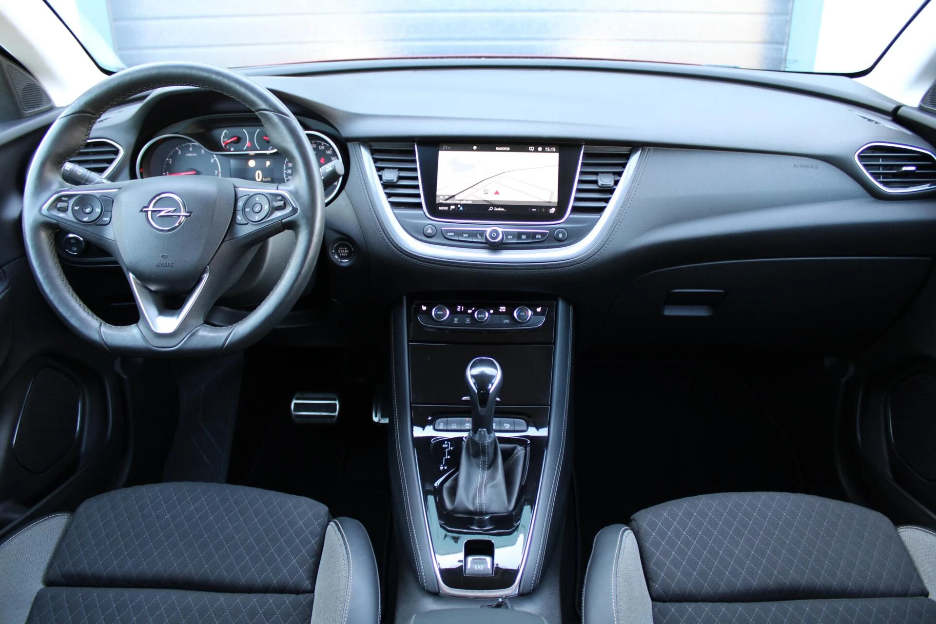 Hoofdafbeelding Opel Grandland X